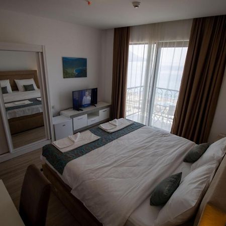 Hotel Svarog Becici  Bagian luar foto