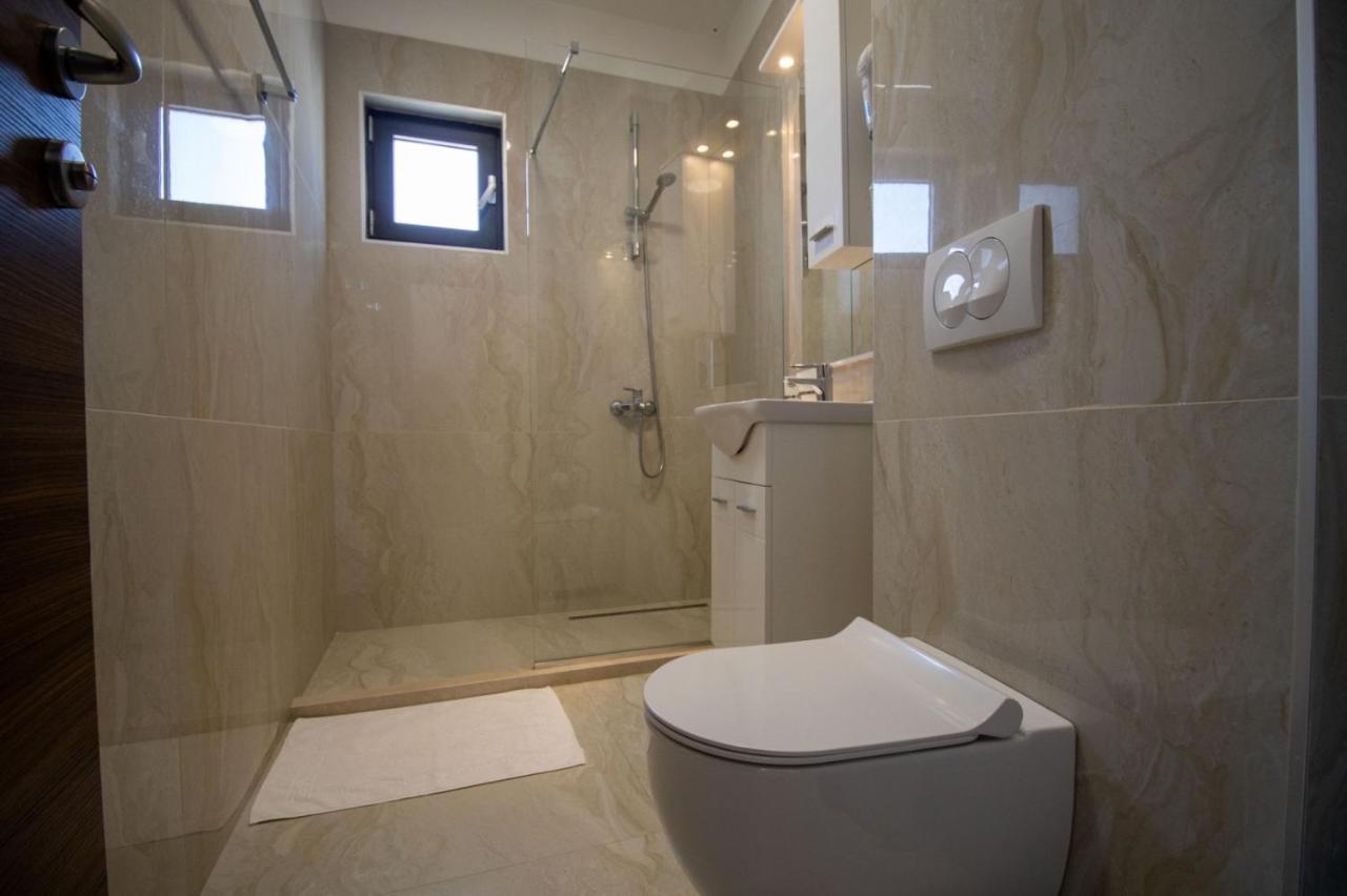 Hotel Svarog Becici  Bagian luar foto