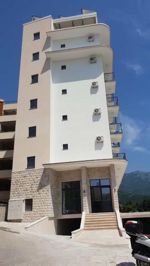 Hotel Svarog Becici  Bagian luar foto